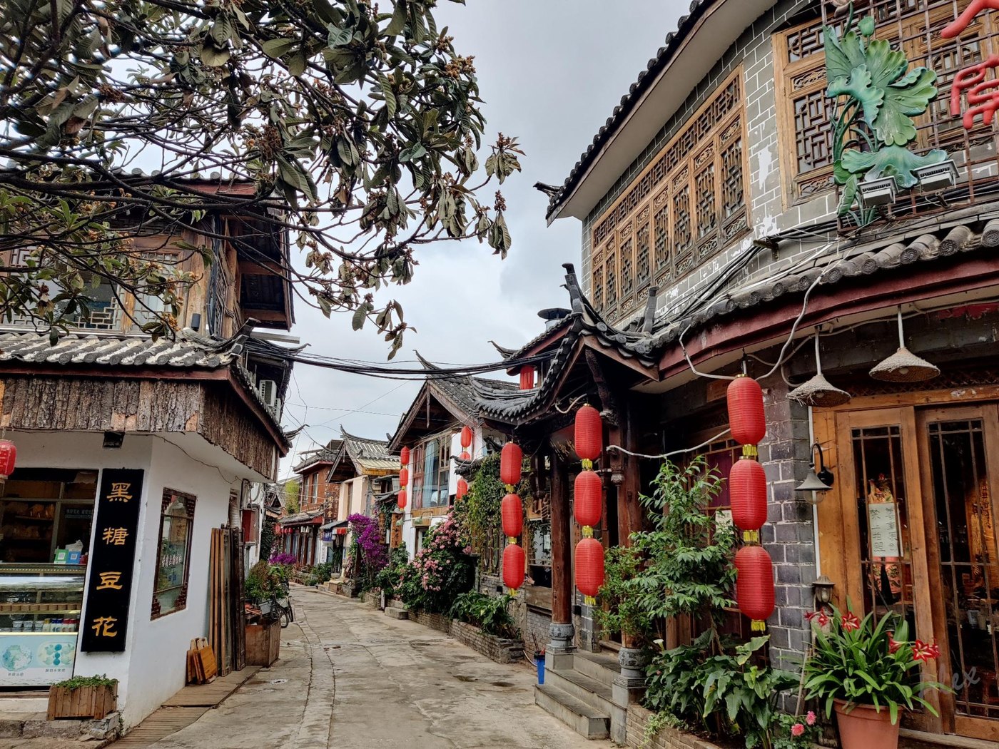 束河